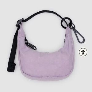 BAGGU crescent bag charm